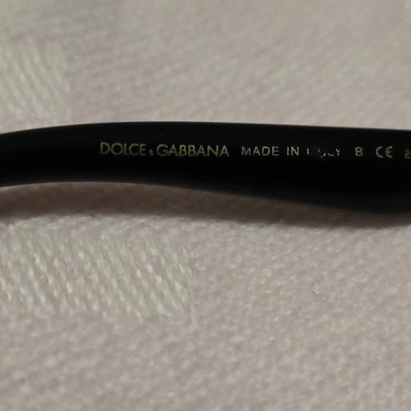 Dolce & Gabbana NWT Black sunglasses 💕 - Picture 8 of 12